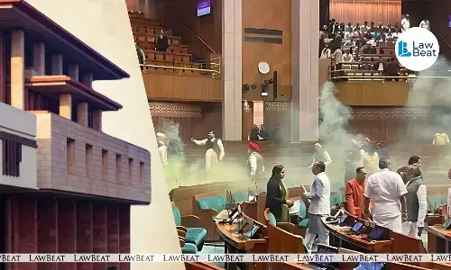 ASG Calls Parliament Smoke Attack an ‘Assault on 140 Crore Citizens’; Delhi HC Reserves Order on Bail Pleas ASG Calls Parliament Smoke Attack an ‘Assault on 140 Crore Citizens’; Delhi HC Reserves Order on Bail Pleas
