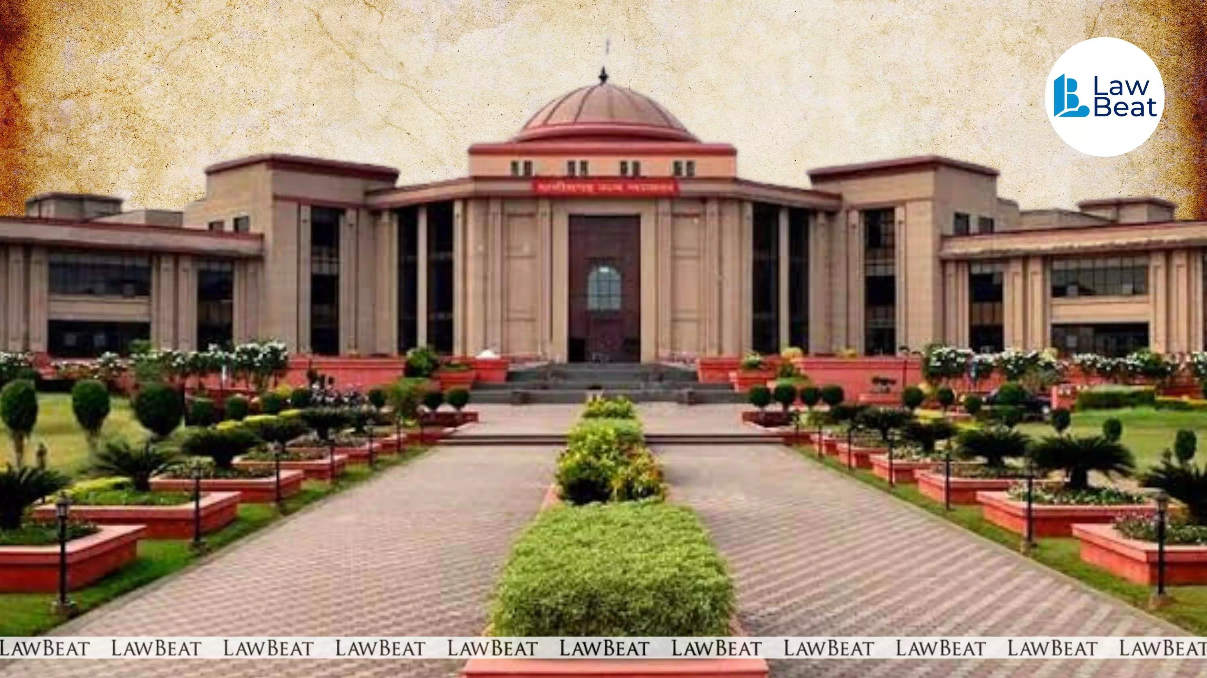 Chhattisgarh High Court Upholds Increment Penalty on SBI Employee Accused of Sexually Harassing Staff, Customers Chhattisgarh High Court Upholds Increment Penalty on SBI Employee Accused of Sexually Harassing Staff, Customers