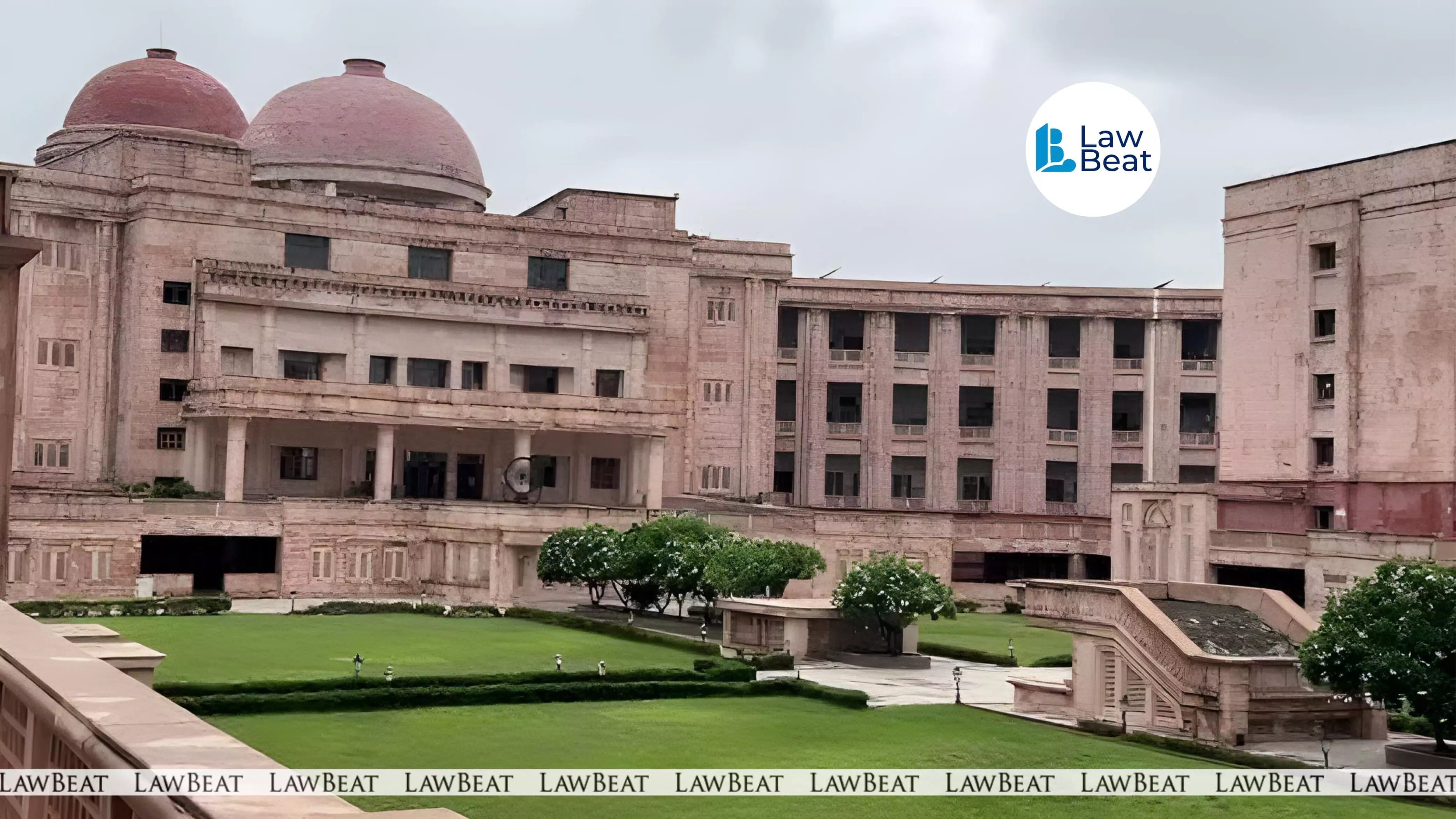 Allahabad High Court Bars Lawyer from Practicing for 3 Years Allahabad High Court Bars Lawyer from Practicing for 3 Years