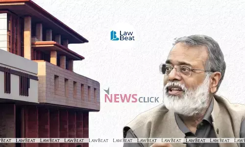 Delhi High Court building after quashing the FIR and ED money laundering proceedings against NewsClick founder Prabir Purkayastha.