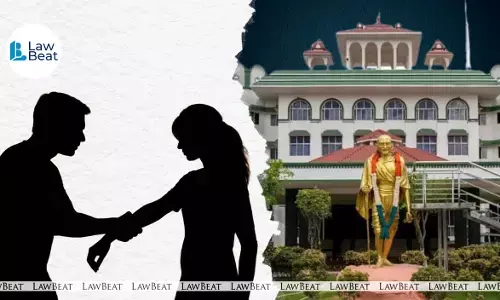 ‘Pulling a Woman’s Hand Not Enough to Prove Outraging Modesty Without Intent’: Madras High Court ‘Pulling a Woman’s Hand Not Enough to Prove Outraging Modesty Without Intent’: Madras High Court