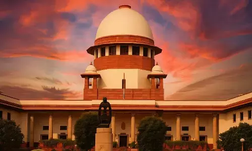 Supreme Court of India building with judgment on cheque bounce case clarifying limitation under NI Act