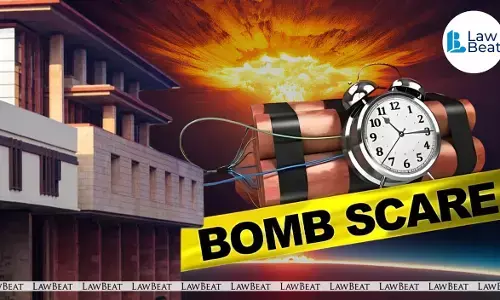 Bomb scare in Dehi High Court Building Bomb scare in Dehi High Court Building