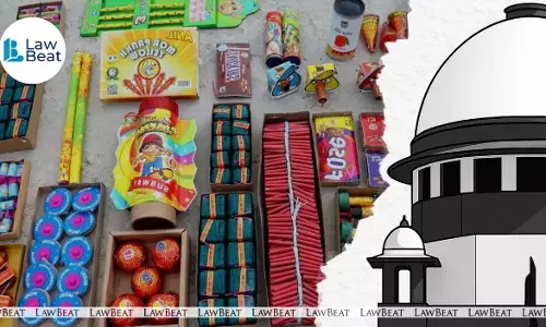 Supreme Court of India building; Delhi-NCR firecracker ban and green cracker regulations before Diwali 2025. Supreme Court of India building; Delhi-NCR firecracker ban and green cracker regulations before Diwali 2025.