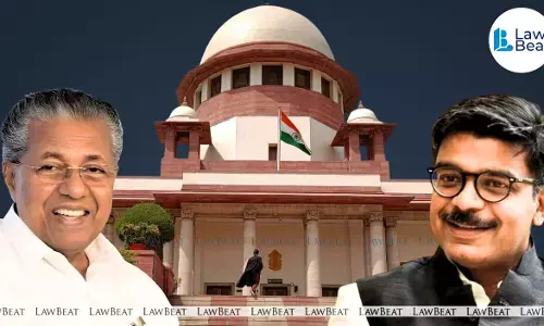 Supreme Court of India courtroom showing Chief Justice B.R. Gavai and Justice K. Vinod Chandran hearing the plea against Kerala CM Pinarayi Vijayan and his daughter over alleged financial transactions with CMRL.