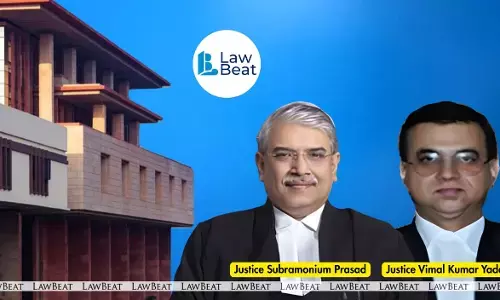 Vulgar Messages by Married Uniformed Officer to Woman Amount to ‘Unbecoming Conduct’: Delhi HC Vulgar Messages by Married Uniformed Officer to Woman Amount to ‘Unbecoming Conduct’: Delhi HC