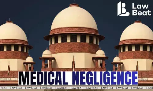 Supreme Court of India building as the Court seeks the Centre’s response on a PIL over delayed medical negligence rules from the Jacob Mathew verdict.