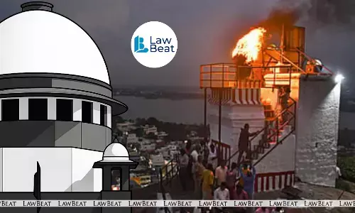 Exterior view of the Supreme Court of India building where Tamil Nadu officers sought urgent listing of their plea against the Madras High Court’s Thiruparankundram lamp-lighting order.