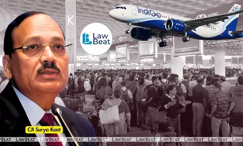 Image of the Supreme Court of India building, referenced in a plea seeking suo motu action over widespread domestic flight cancellations and the alleged aviation collapse affecting passengers across the country.