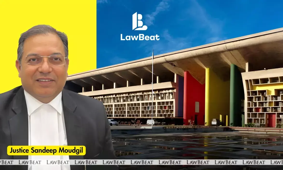 Punjab and Haryana High Court orders regularization of long-serving daily wage workers. Punjab and Haryana High Court orders regularization of long-serving daily wage workers.