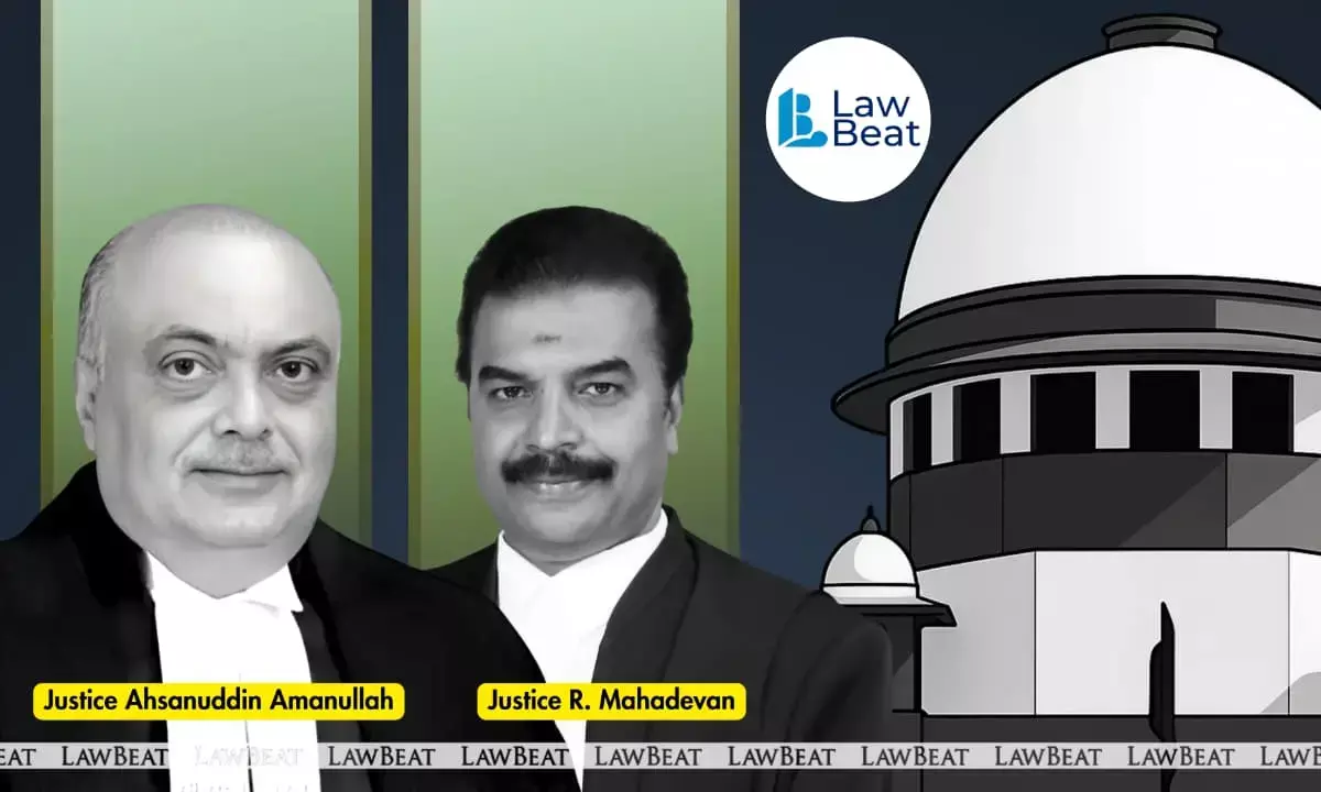 Supreme Court of India building as it cancelled bail of an accused involved in fake LLB degree and forged marksheet racket