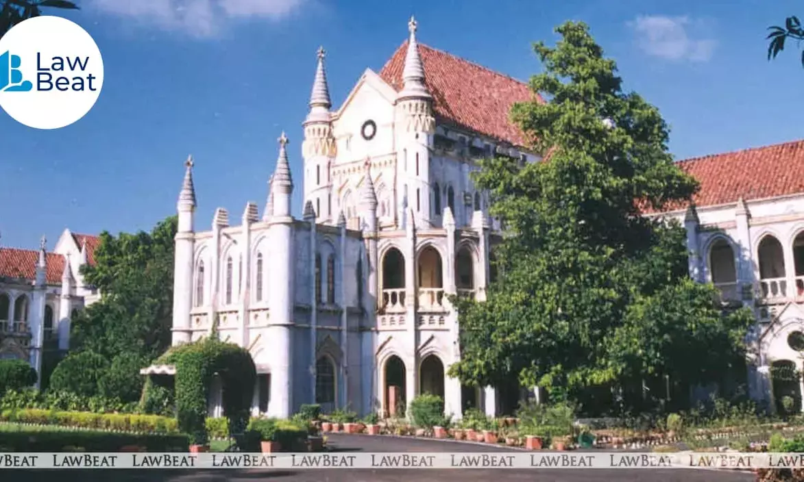 Man Brings Stillborn Foetus To Madhya Pradesh HC Courtroom; Four Police Personnel Suspended Over Security Lapse