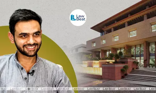 Umar Khalid alongside the Delhi High Court building after the court granted him three daysā interim bail in the Delhi riots conspiracy case. Umar Khalid alongside the Delhi High Court building after the court granted him three daysā interim bail in the Delhi riots conspiracy case.
