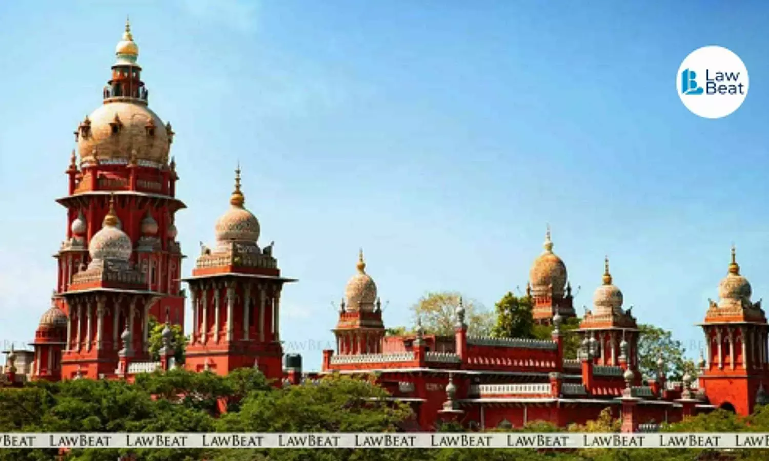 Madras High Court ruling on whether a Dargah can be treated as waqf property without satisfying requirements under the Waqf Act.