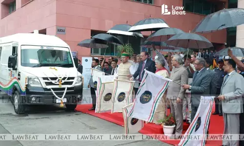Supreme Court Holds “Flag-Off Ceremony” Of Mobile eSewa Vans; Takes eCourts Services & Legal Aid To Citizens’ Doorsteps