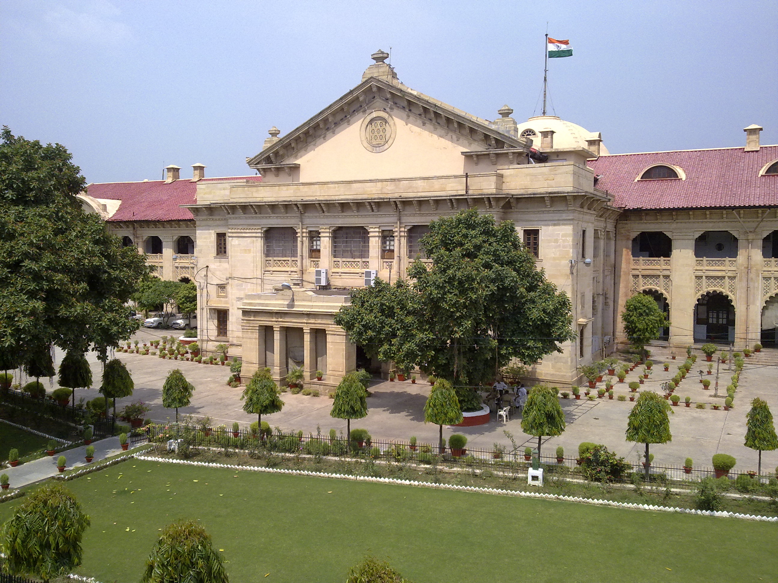 Allahabad HC Pulls Up Registry For Not Listing Pleas Challenging Uttar Pradesh Anti Love Jihad Law As Scheduled Allahabad HC Pulls Up Registry For Not Listing Pleas Challenging Uttar Pradesh Anti Love Jihad Law As Scheduled