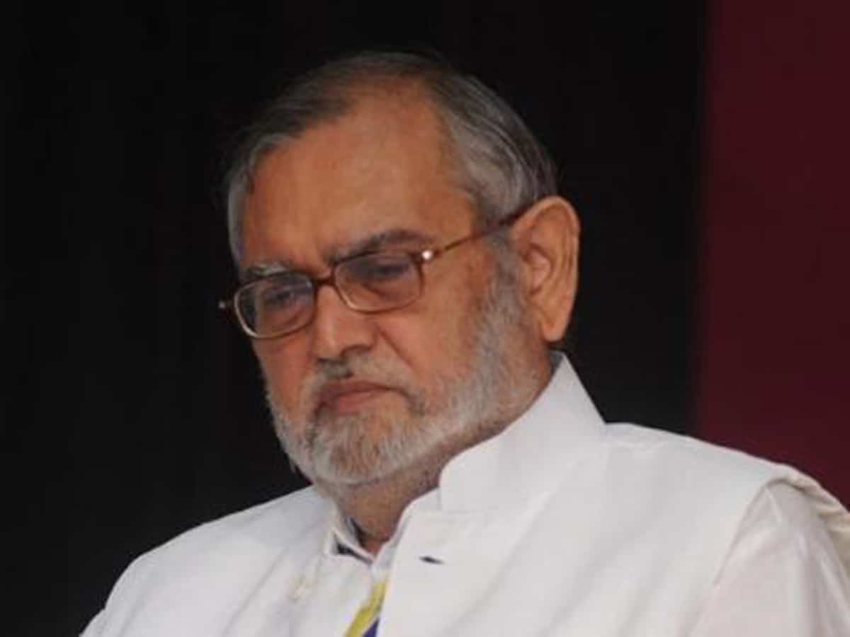 Delhi High Court rejects plea of former Chairperson of Delhi Minorities Commission for higher pay Delhi High Court rejects plea of former Chairperson of Delhi Minorities Commission for higher pay
