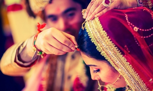 Smearing vermilion on the head of the woman, Maangbharai, conveys a mans promise and intention to marry: Allahabad High Court, refusing to quash rape case