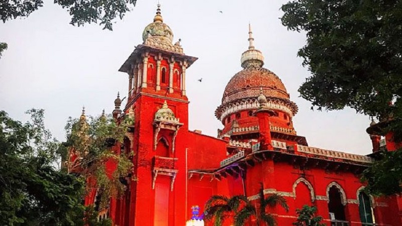 Transgenders too should be provided reservation under Article 15(3) & 16(1): Plea before Madras High Court Transgenders too should be provided reservation under Article 15(3) & 16(1): Plea before Madras High Court