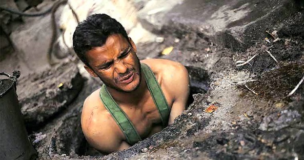 Madras High Court asks all Municipal Corporations for written undertaking assuring no manual scavenging in their areas